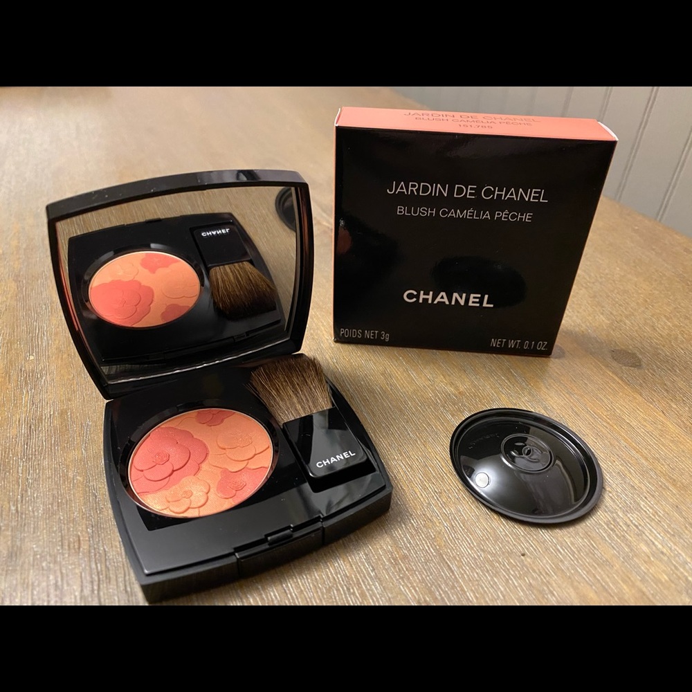 LIMITED EDITION Jardin De Chanel Camelia Peche